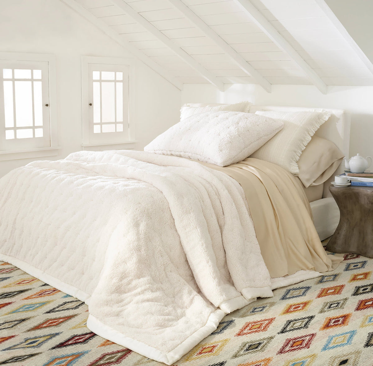 Marshmallow Fleece Puff | Ivory