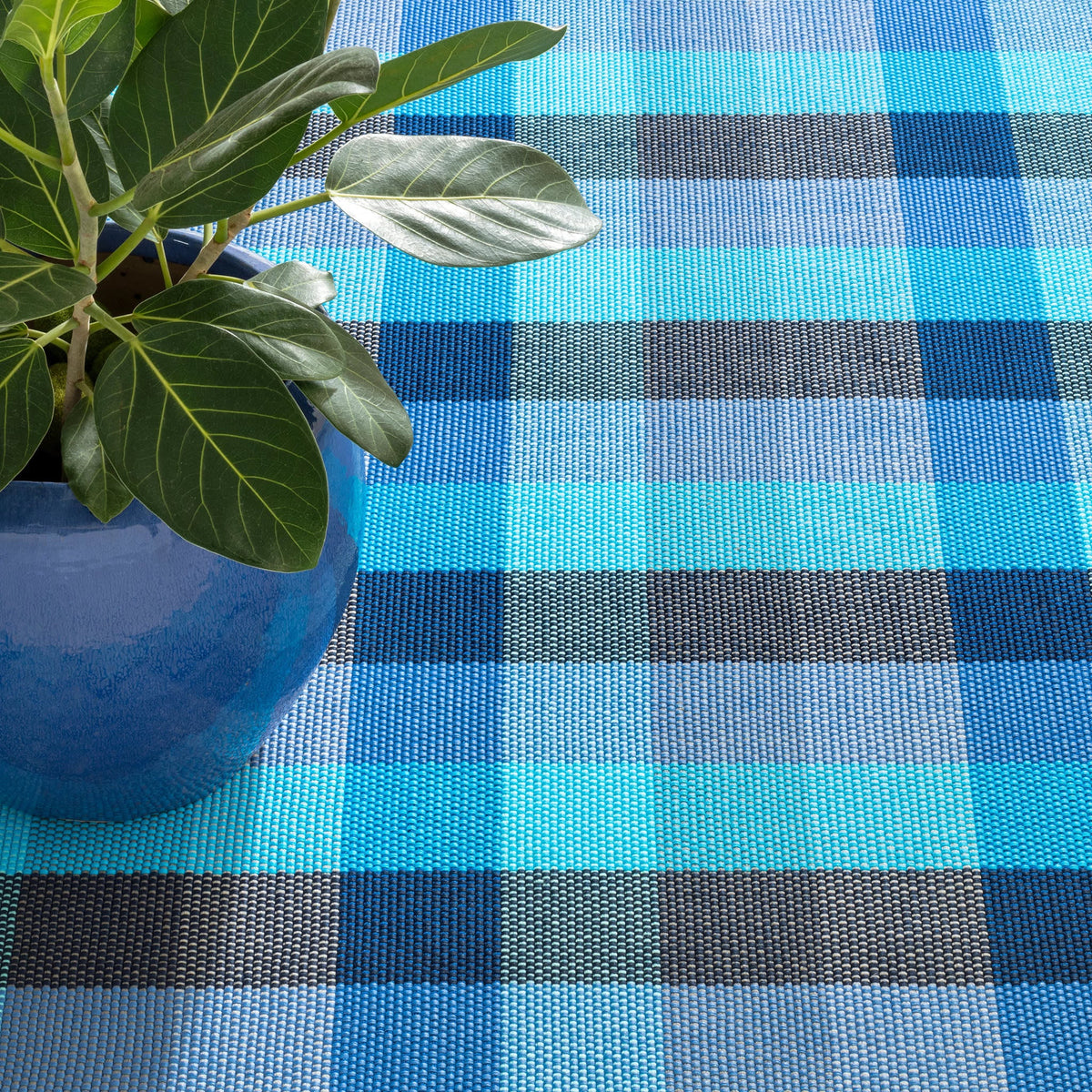 Happy Plaid Handwoven Indoor/Outdoor Rug | Blue