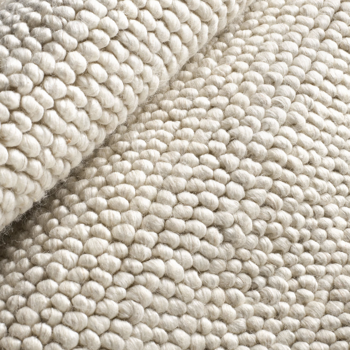 Niels Handwoven Woolviscose Rug | Ivory