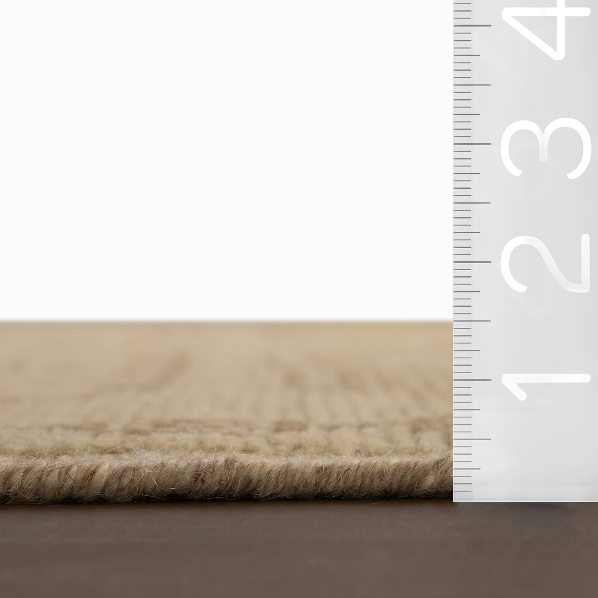 Yaria Traditional Vintage Rug | Beige