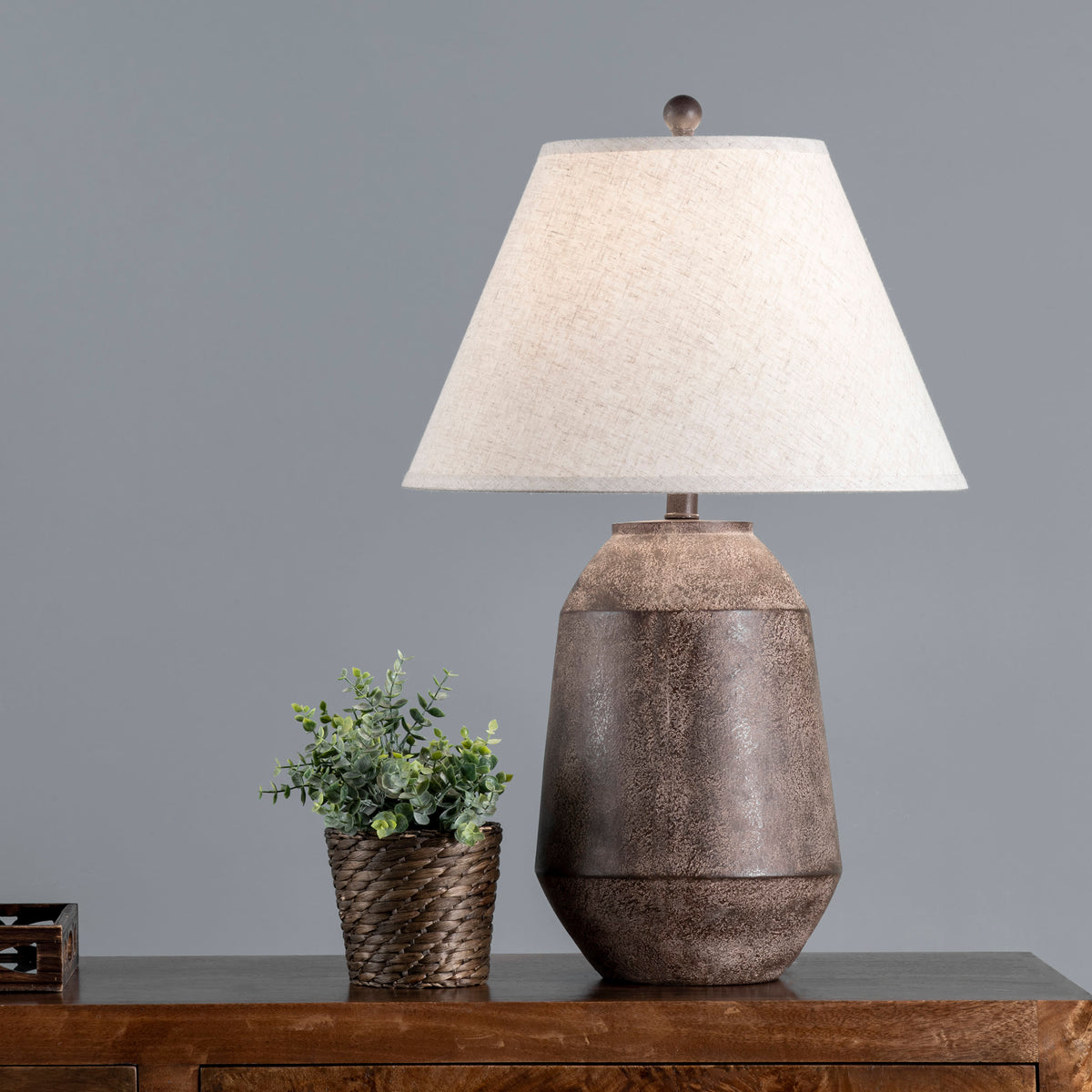 29-inch Mottled Resin Vintage Table Lamp | Brown