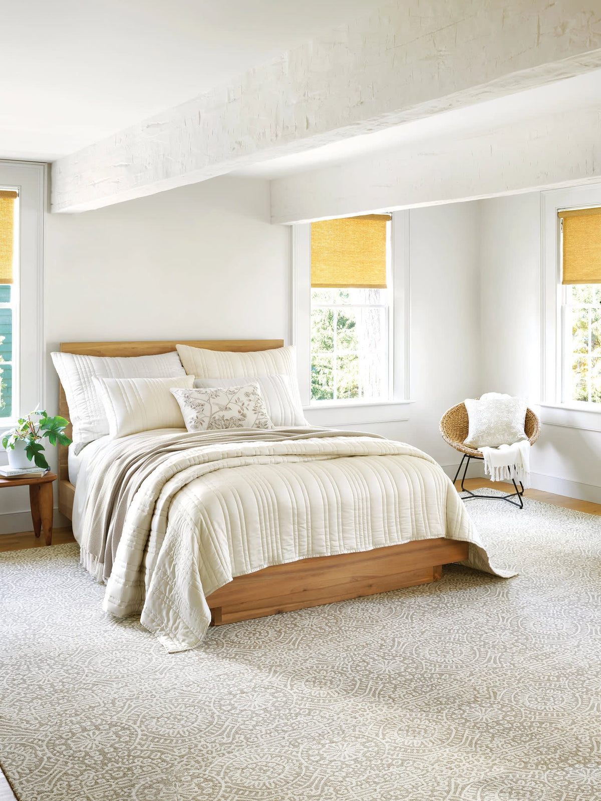 Blissful Bamboo Quilt | Pearl/Silver