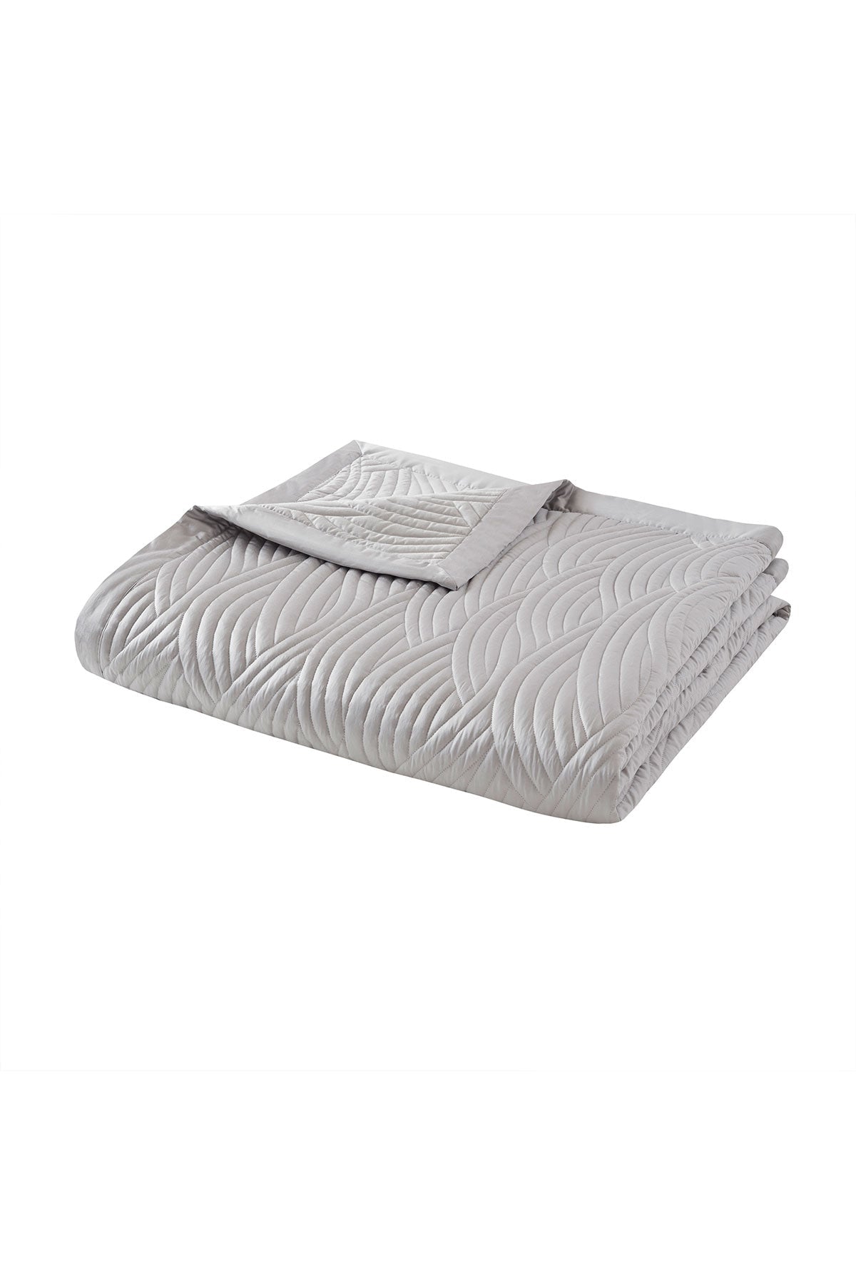 Wave Embroidered 3 Piece Quilt Mini Set