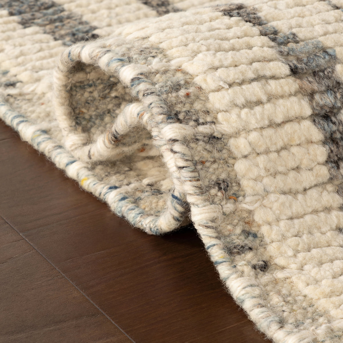 Zarina Modern Animal Print Rug | Dark Grey