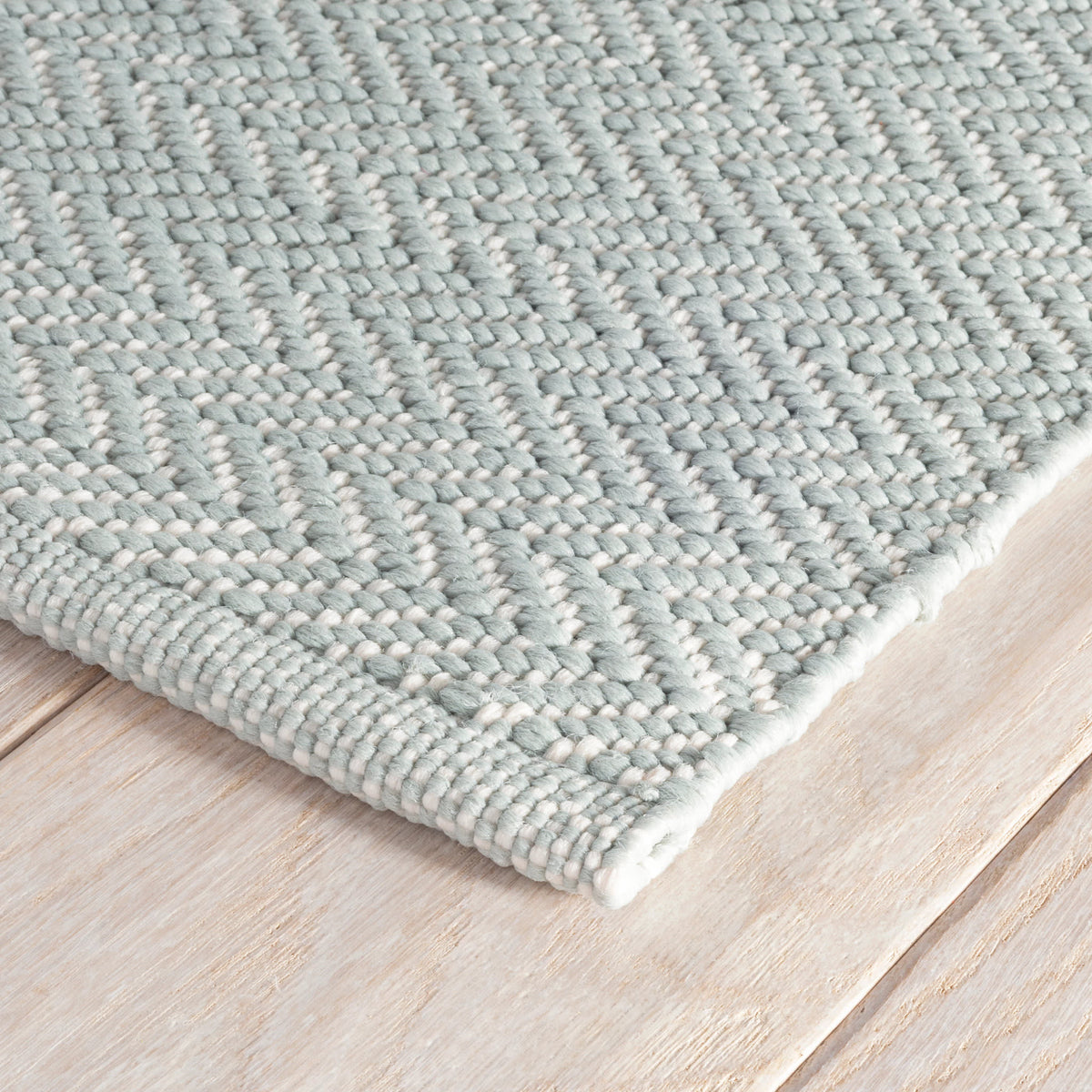 Herringbone Handwoven Indoor/Outdoor Rug | Light Blue/Ivory
