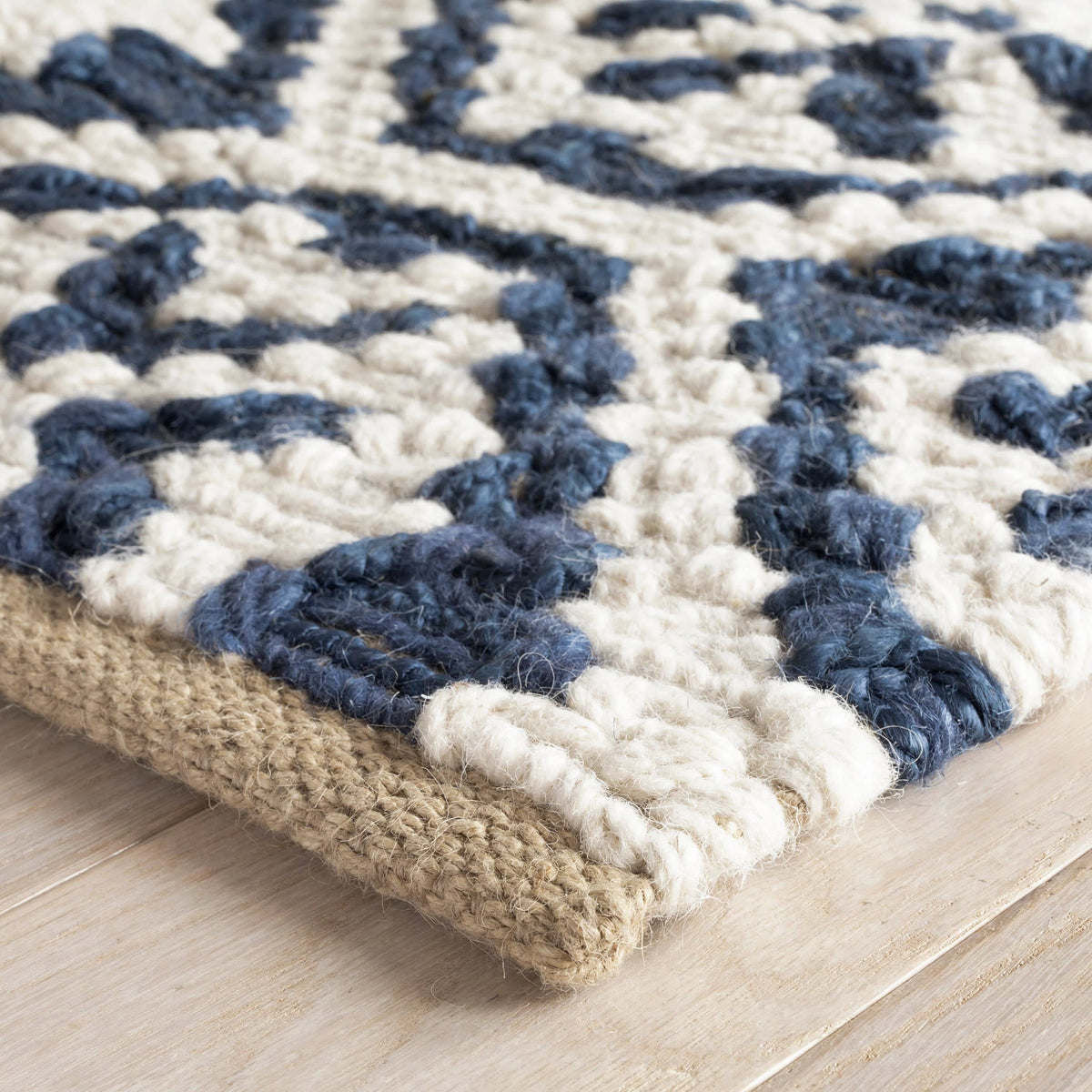 Magnolia Handwoven Jute Rug | Blue