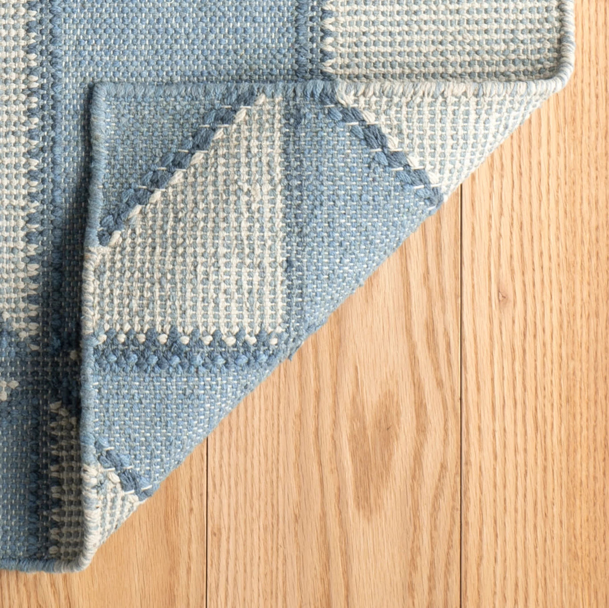 Ojai Hand Loom Knotted Cotton Rug | Blue