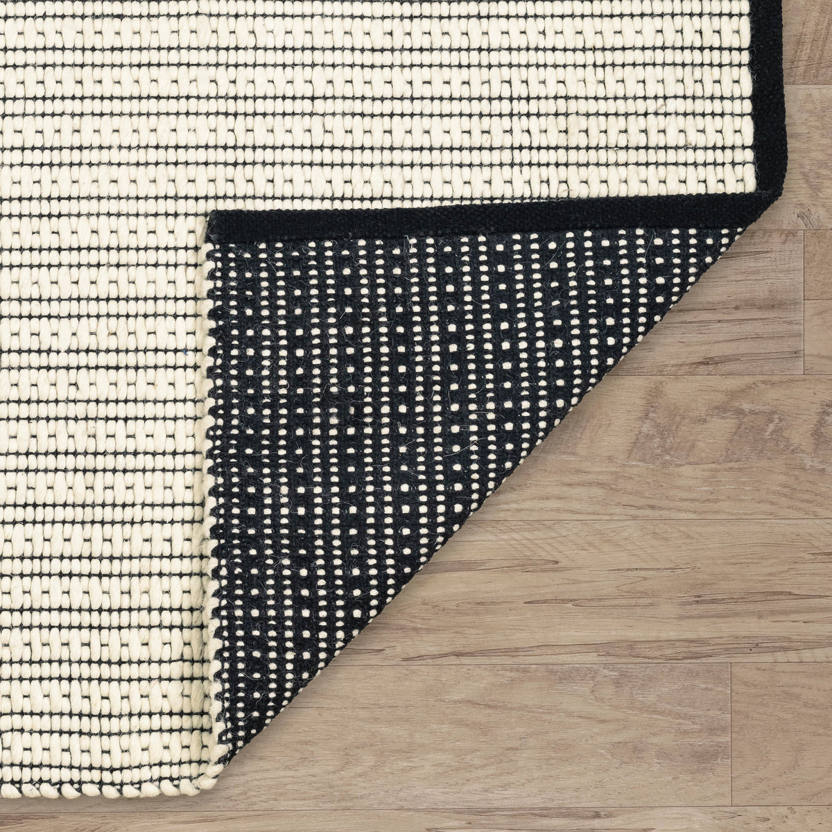 Ribbon Handwoven Wool Rug | Ivory/Black