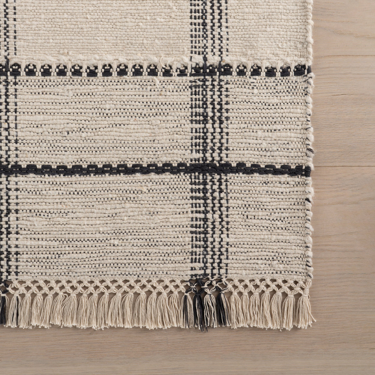 Zole Plaid Handmade Cotton Rug | Ivory
