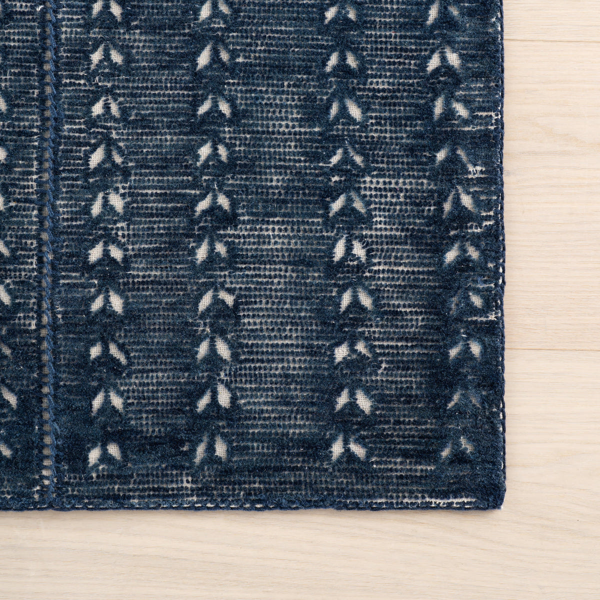 Vox Chevron Handmade Wool Rug | Navy