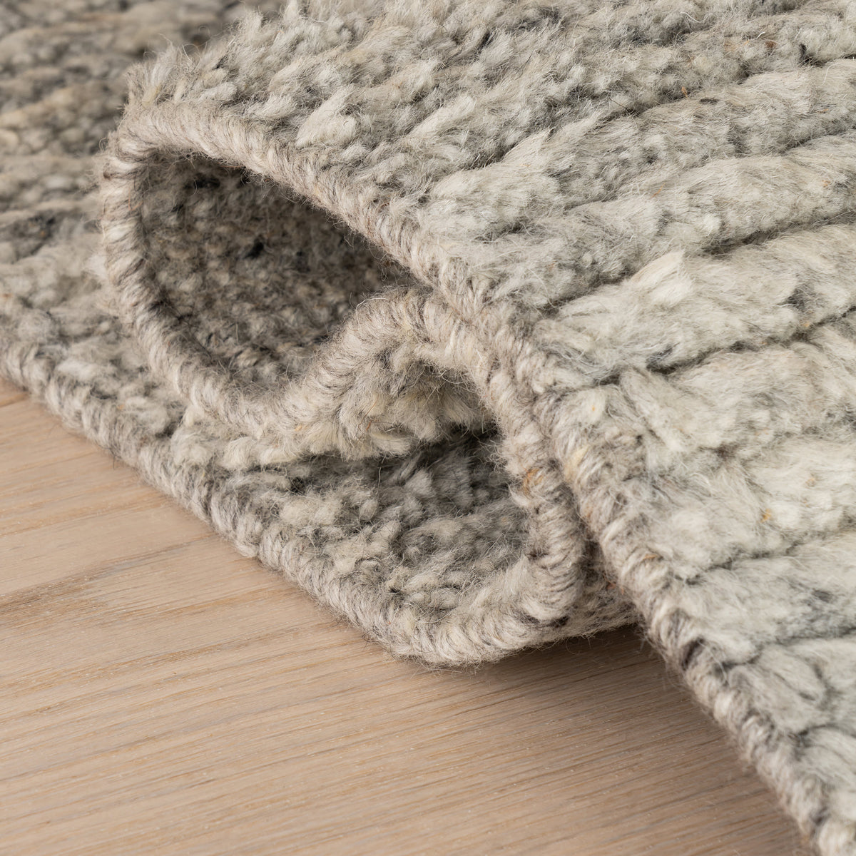 Duna Hand Knotted Wool Rug | Grey