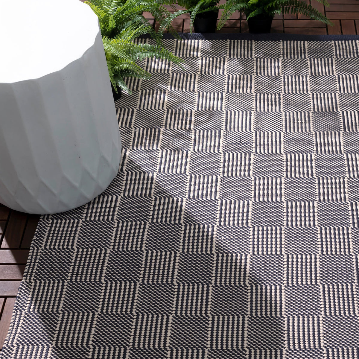 Squares Handwoven Indoor/Outdoor Rug | Navy
