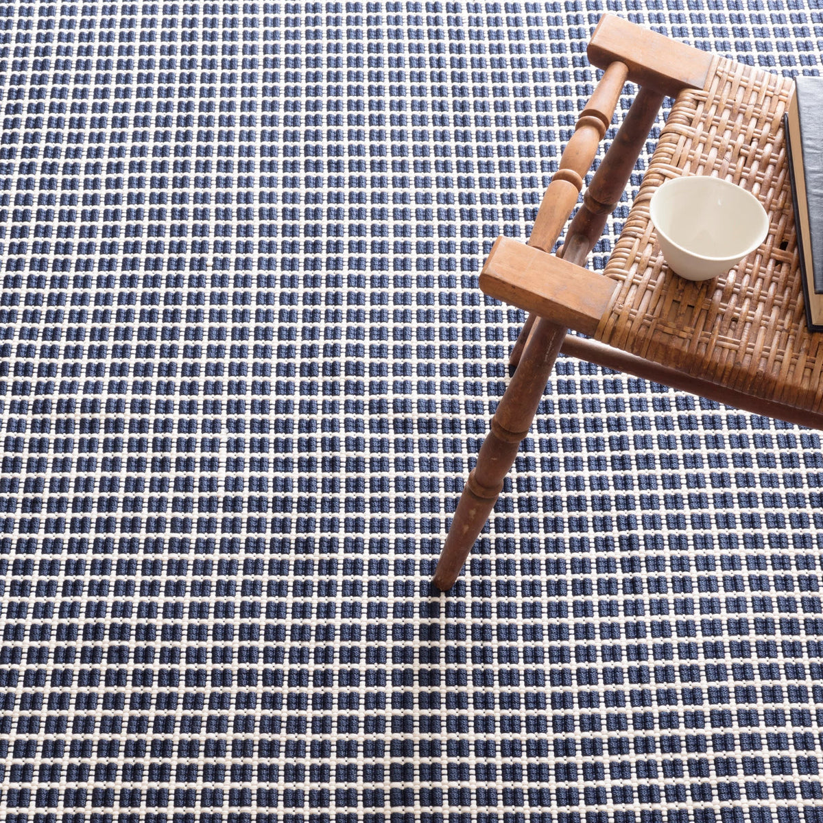 Gridiron Handwoven Indoor/Outdoor Rug | Navy