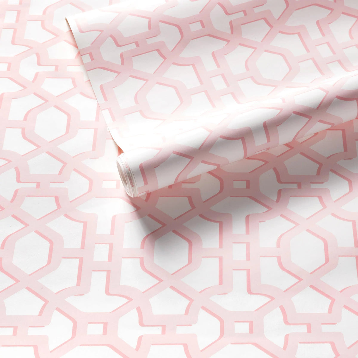 Chinois Lattice Wallpaper | Pink