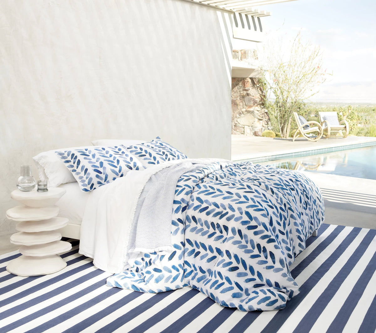 Blue Brush Sham | White/Blue