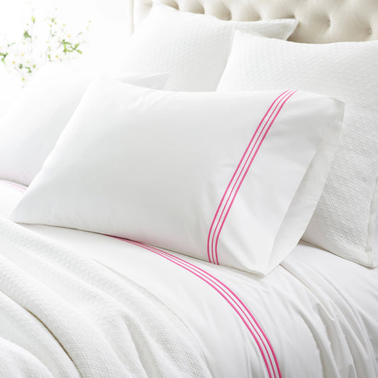 Trio Flat Sheet | Fuchsia