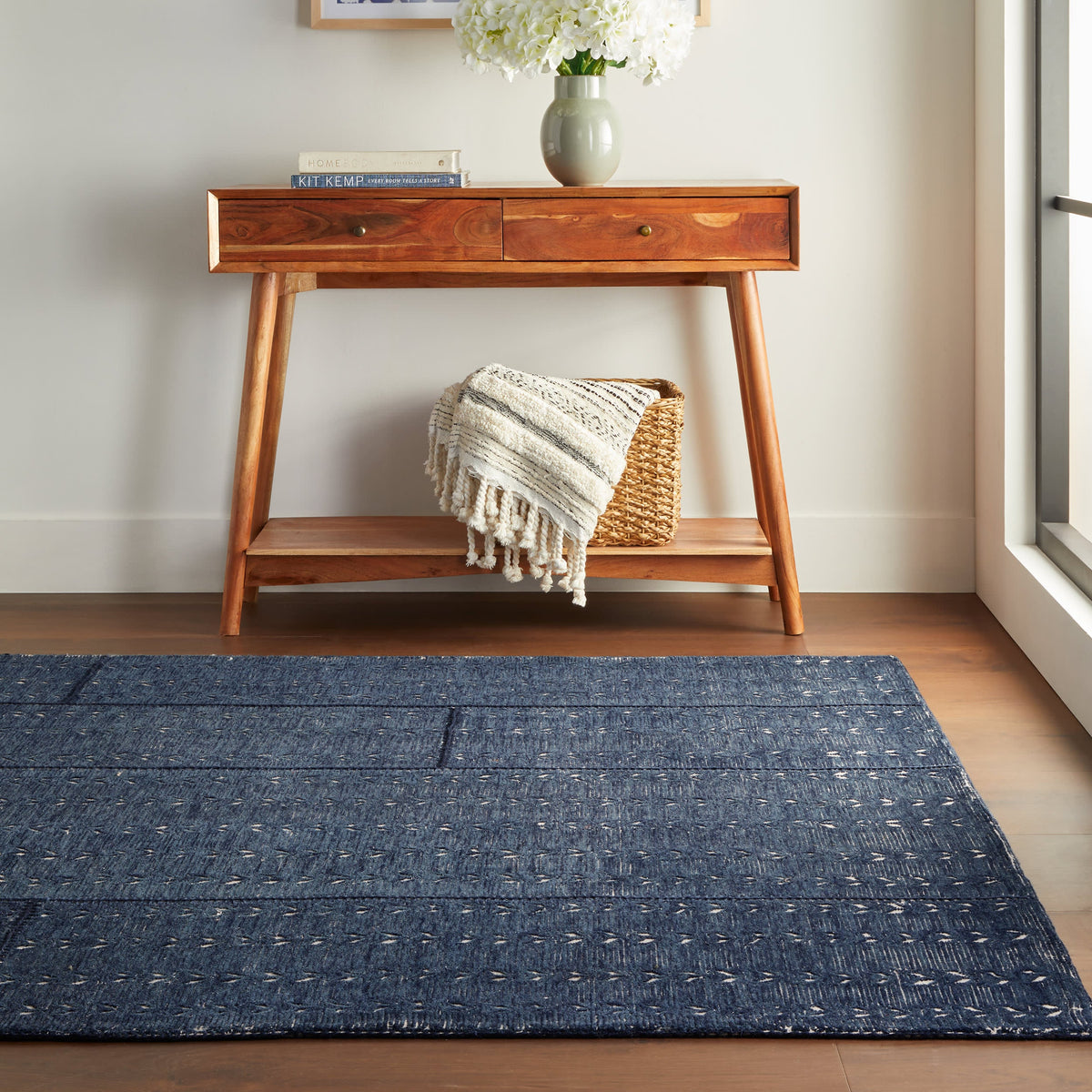 Vox Chevron Handmade Wool Rug | Navy