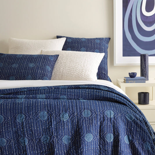 Resist Dot coverlet | Indigo